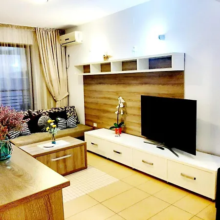 Lake View Boutique Mamaia